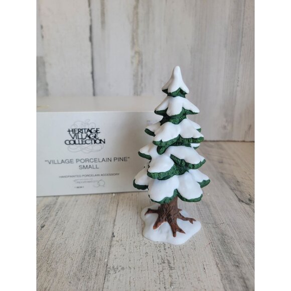 Dept 56 Village porcelain pine small snow 52191 accessory xmas - Picture 1 of 7